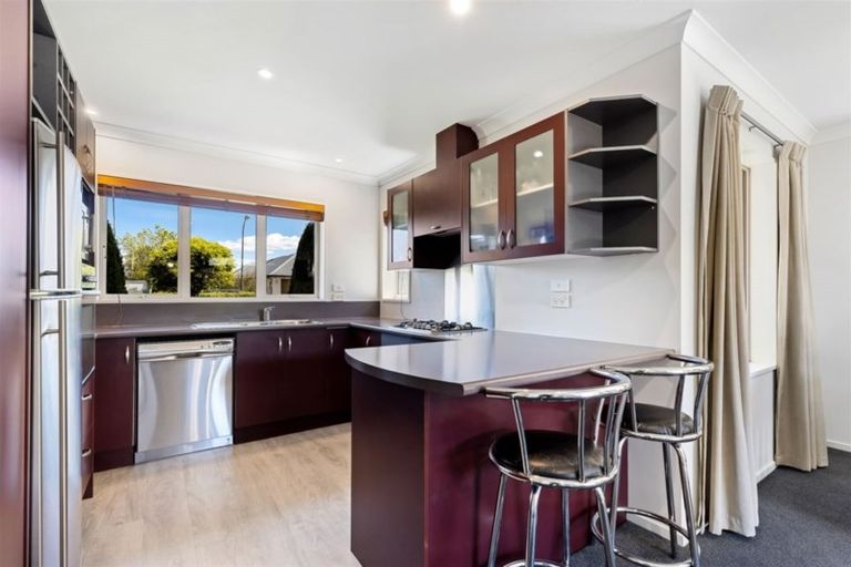 Photo of property in 10 Cathcart Crescent, Prebbleton, 7604