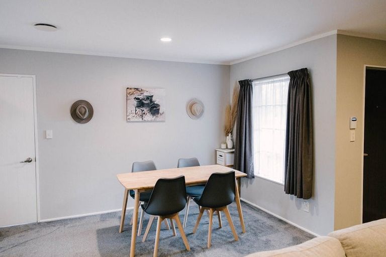 Photo of property in 1 Marbella Drive, Massey, Auckland, 0614