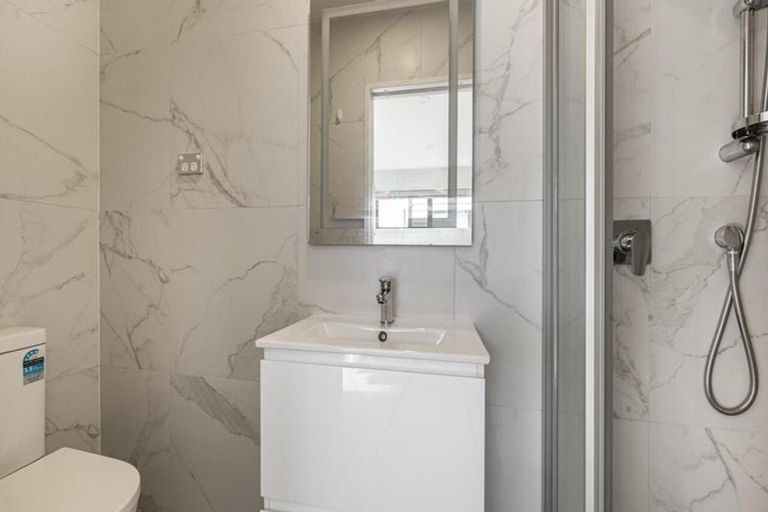 Photo of property in 59b Redwood Drive, Massey, Auckland, 0614