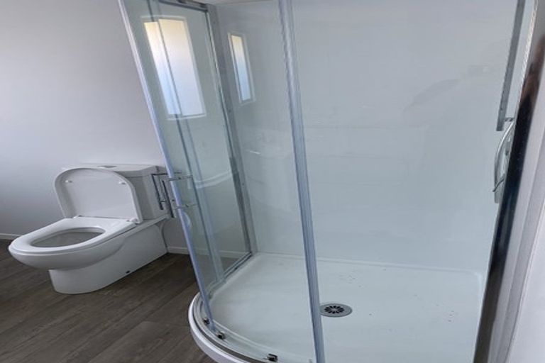 Photo of property in 28f Paritutu Road, Spotswood, New Plymouth, 4310