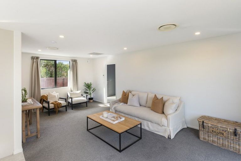Photo of property in 2/18 Mervyn Drive, Avondale, Christchurch, 8061