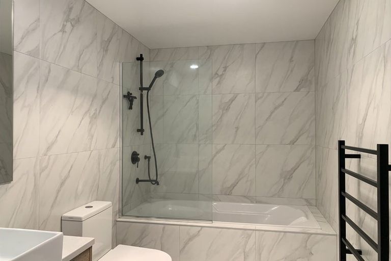 Photo of property in 115 Waekahu Road, Westgate, 0814