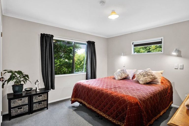 Photo of property in 116 Clifford Road, Eltham, 4322