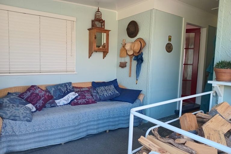 Photo of property in 45 Victoria Avenue, Waiuku, 2123