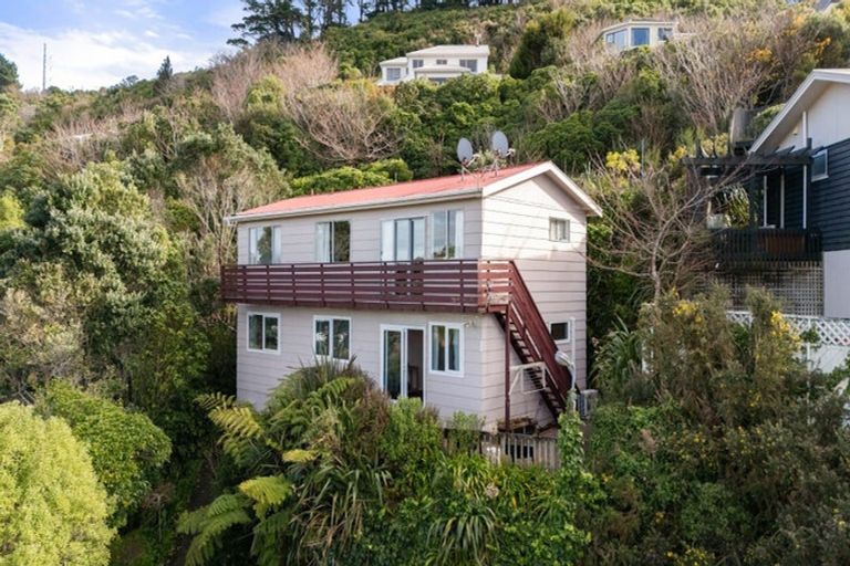 Photo of property in 1/60 Winston Street, Crofton Downs, Wellington, 6035