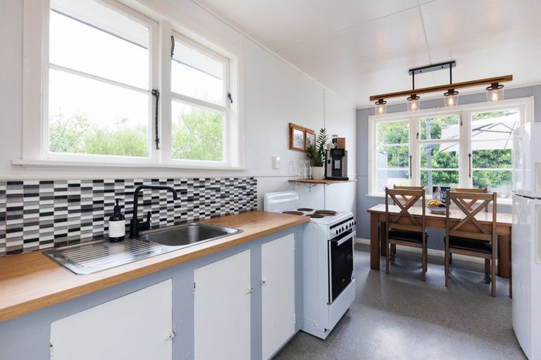 Photo of property in 120 Rugby Street, Awapuni, Palmerston North, 4412