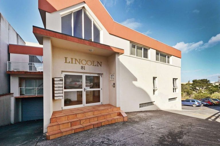 Photo of property in 3/81 Birkenhead Avenue, Birkenhead, Auckland, 0626
