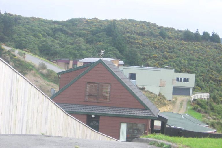 Photo of property in 16b Jasmine Grove, Maungaraki, Lower Hutt, 5010