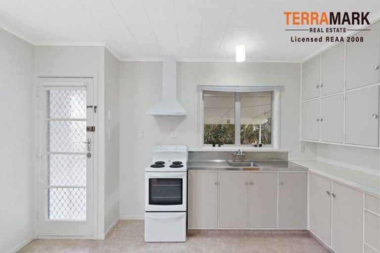 Photo of property in 66b Seddon Street, Wallaceville, Upper Hutt, 5018