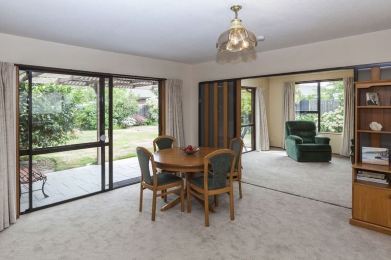 Photo of property in 14 Ben Nevis Drive, Broomfield, Christchurch, 8042