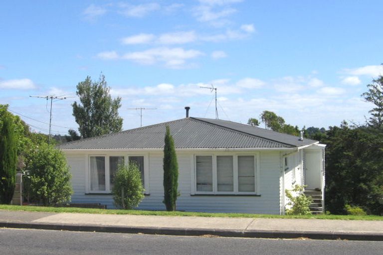 Photo of property in 2/143 Manuka Road, Bayview, Auckland, 0629