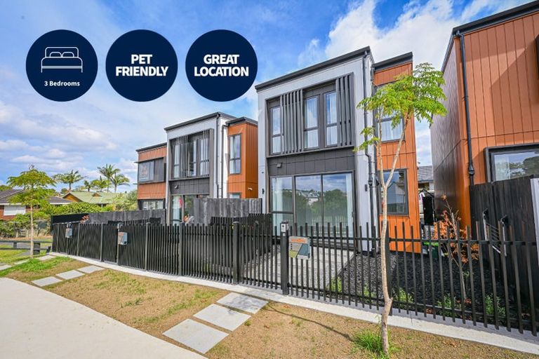 Photo of property in 89b Whitford Road, Botany Downs, Auckland, 2014