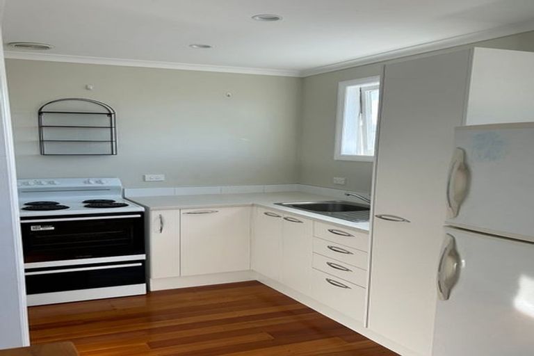 Photo of property in 49 Meeanee Road, Taradale, Napier, 4112