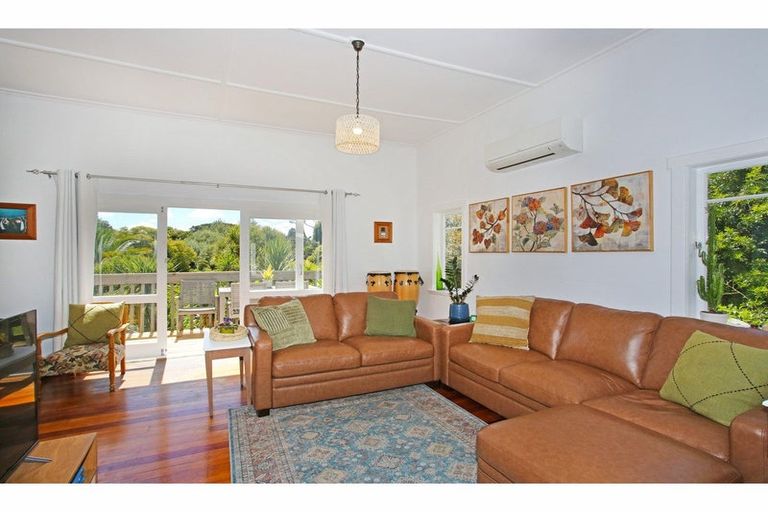 Photo of property in 44 Victoria Avenue, Waiuku, 2123