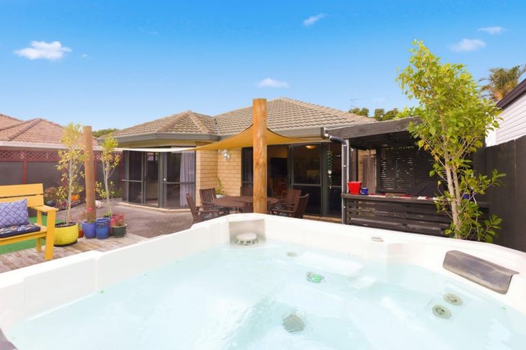 Photo of property in 35 Ocean Crest, Papamoa Beach, Papamoa, 3118
