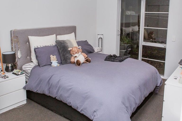 Photo of property in Monterey Apartments, 18/232 Middleton Road, Glenside, Wellington, 6037