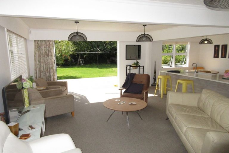 Photo of property in 63 Martin Road, Paraparaumu Beach, Paraparaumu, 5032