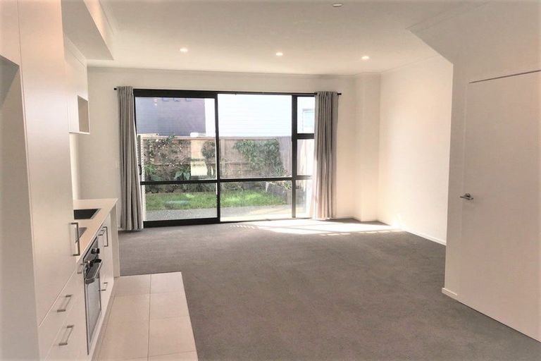 Photo of property in 28b Ian Morrison Road, Hobsonville, Auckland, 0616