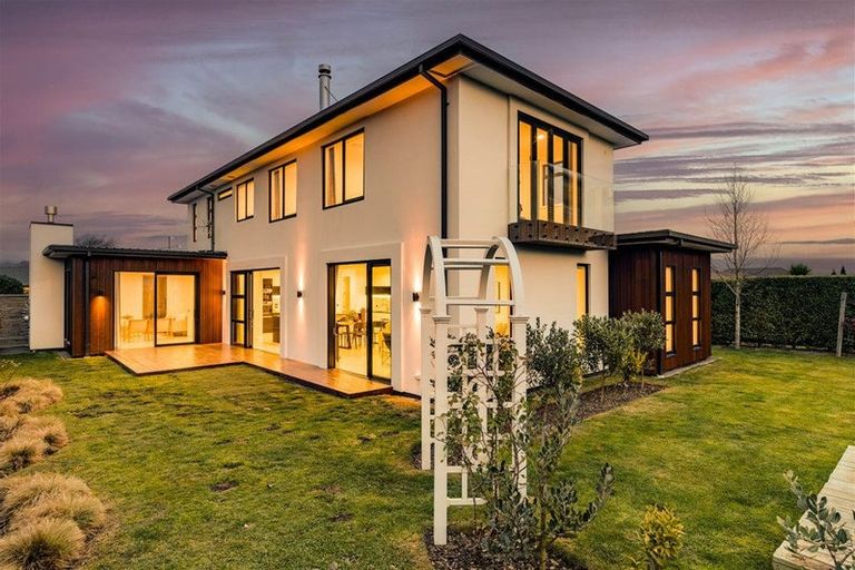 Photo of property in 1 Hinterland Drive, Prebbleton, 7604