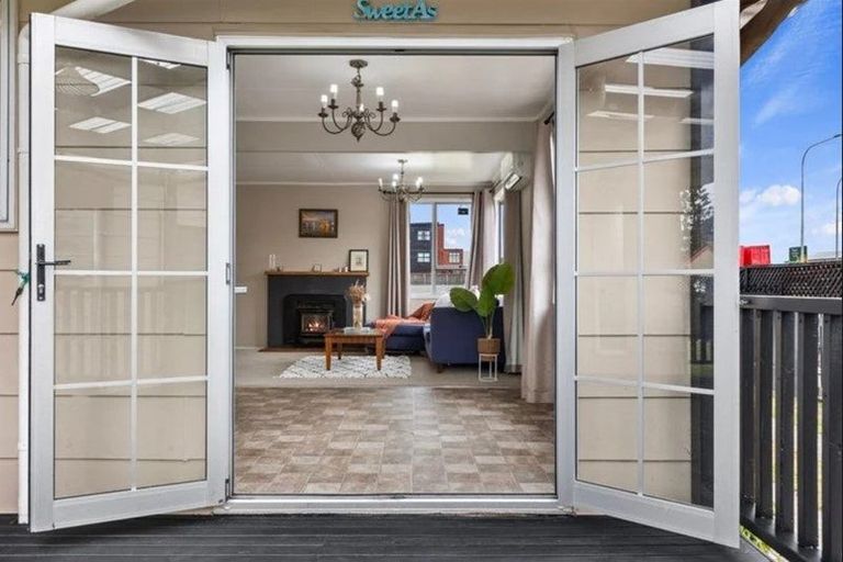 Photo of property in 743 Maunganui Road, Mount Maunganui, 3116