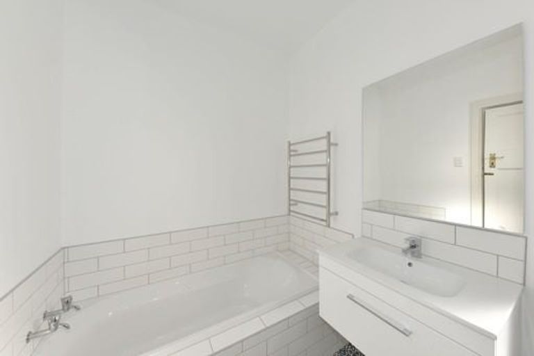 Photo of property in 74 Hinau Street, Riccarton, Christchurch, 8041