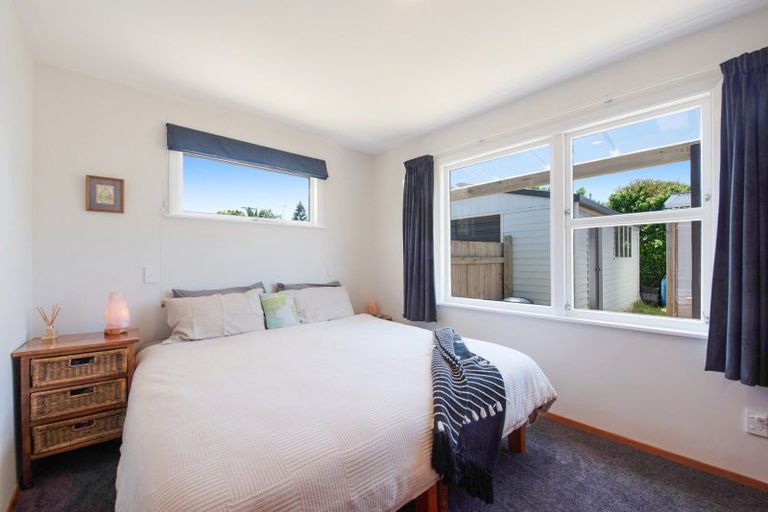Photo of property in 59 Martin Road, Paraparaumu Beach, Paraparaumu, 5032
