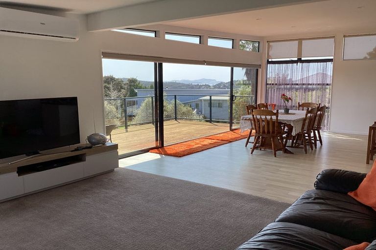 Photo of property in 27 Hihitahi Rise, Paihia, 0200