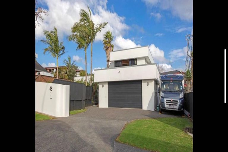 Photo of property in 48 Loloma Drive, Half Moon Bay, Auckland, 2012