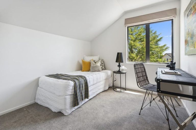 Photo of property in 9/64 Schnapper Rock Road, Schnapper Rock, Auckland, 0632
