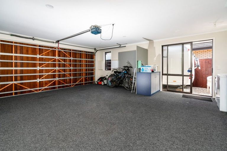 Photo of property in 3 Mcgregor Place, Paraparaumu, 5032