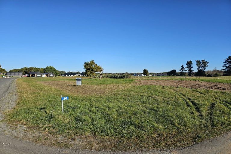 Photo of property in 36 Blairlogie Close, Otatara, 9879
