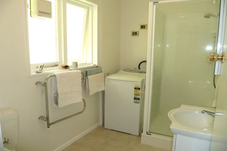 Photo of property in 31u7 Homebush Road, Khandallah, Wellington, 6035