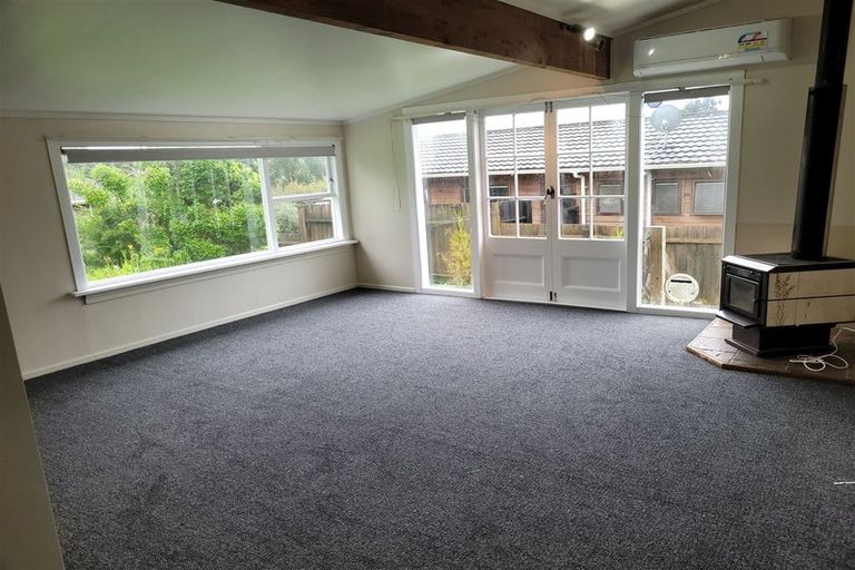 Photo of property in 87 Konini Road, Titirangi, Auckland, 0604