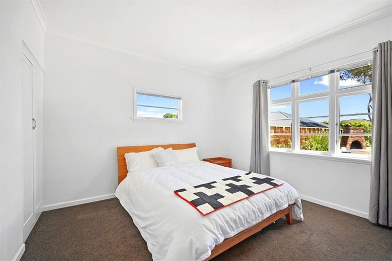 Photo of property in 139 Wilsons Road, Saint Martins, Christchurch, 8022