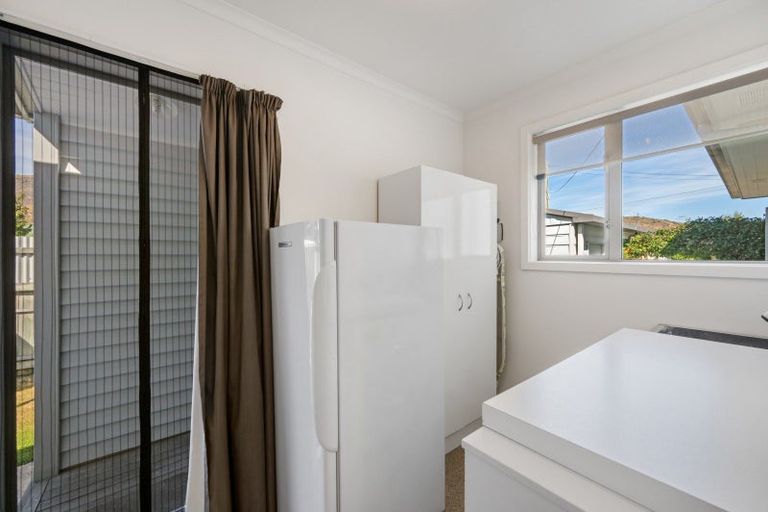 Photo of property in 49 Inniscort Street, Cromwell, 9310