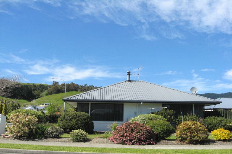 Photo of property in 71 Kingsford Drive, Stoke, Nelson, 7011