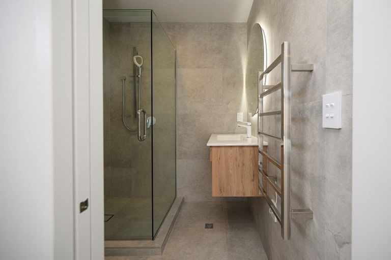 Photo of property in 11/24 Devonport Lane, St Albans, Christchurch, 8014