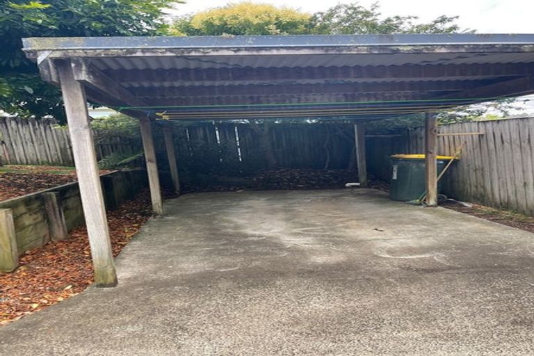 Photo of property in 226 Henderson Valley Road, Henderson, Auckland, 0612