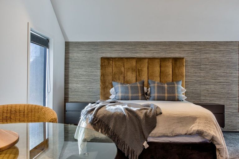 Photo of property in 10 Mccaw Mews, Wanaka, 9305