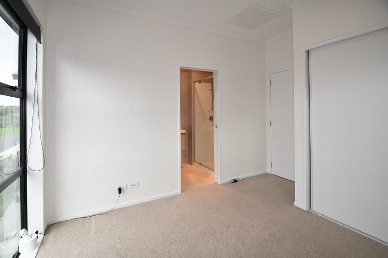 Photo of property in 23 Barrel Crescent, Swanson, Auckland, 0614