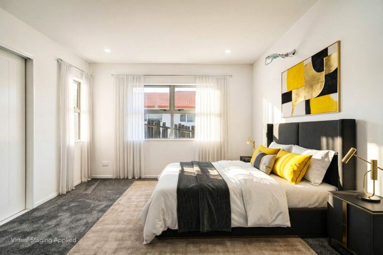 Photo of property in 74b Awaroa Road, Sunnyvale, Auckland, 0612