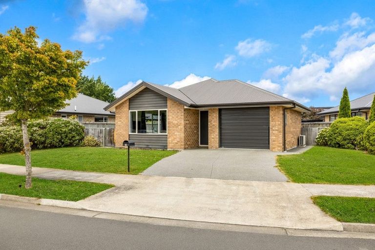 Photo of property in 28 Streamside Terrace, Kaiapoi, 7630