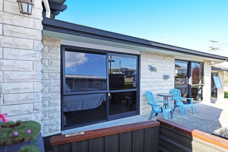 Photo of property in 11 Charles Street, Weston, Oamaru, 9401