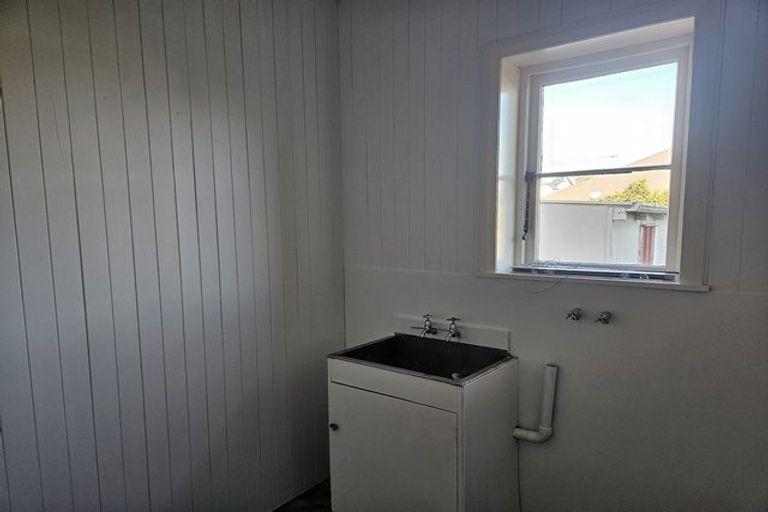 Photo of property in 42 Frederick Street, Terrace End, Palmerston North, 4410