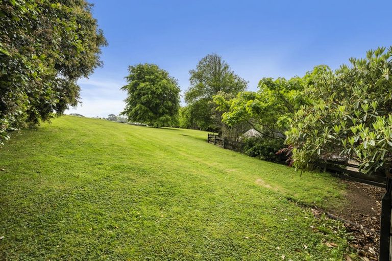 Photo of property in 11 Gracechurch Drive, Flat Bush, Auckland, 2016