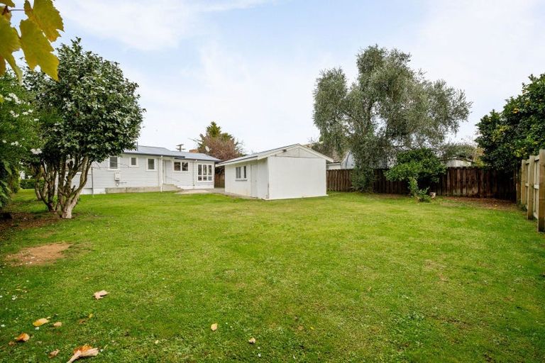 Photo of property in 28 Larnach Street, St Andrews, Hamilton, 3200