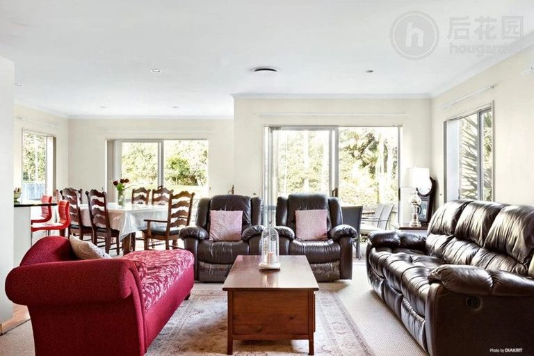 Photo of property in 1 Mandival Avenue, Flat Bush, Auckland, 2019