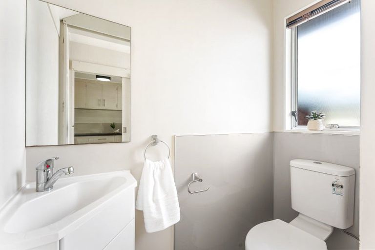 Photo of property in 8f3- Tawai Street, Trentham, Upper Hutt, 5018