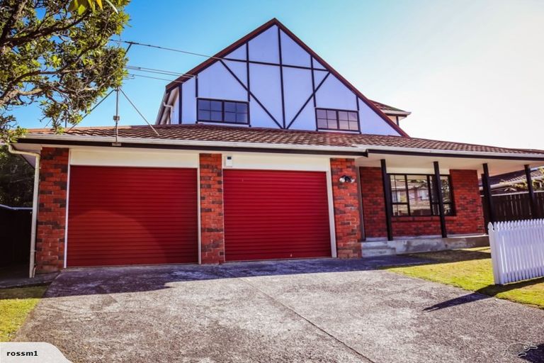 Photo of property in 65 Cortina Avenue, Johnsonville, Wellington, 6037