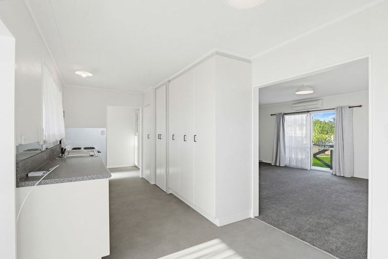 Photo of property in 9 Akepiro Place, Tawhero, Whanganui, 4501